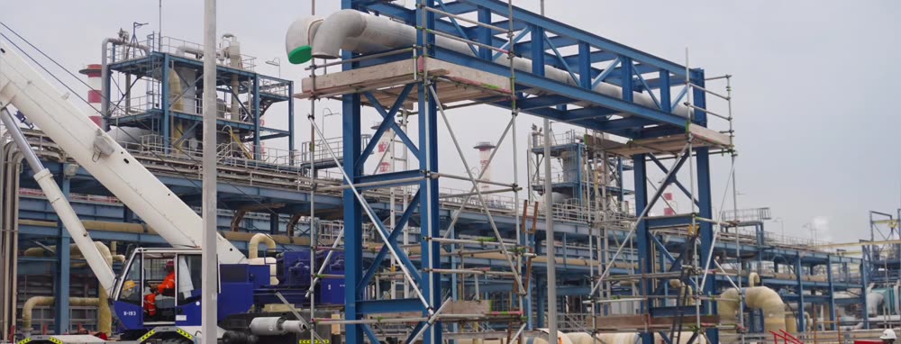 Pipe bridge erection